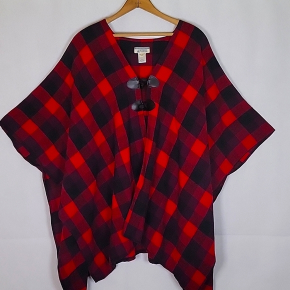 Ultimate Terrain Sweaters - Ultimate Terrain Red Buffalo Plaid Flannel Poncho L/XL